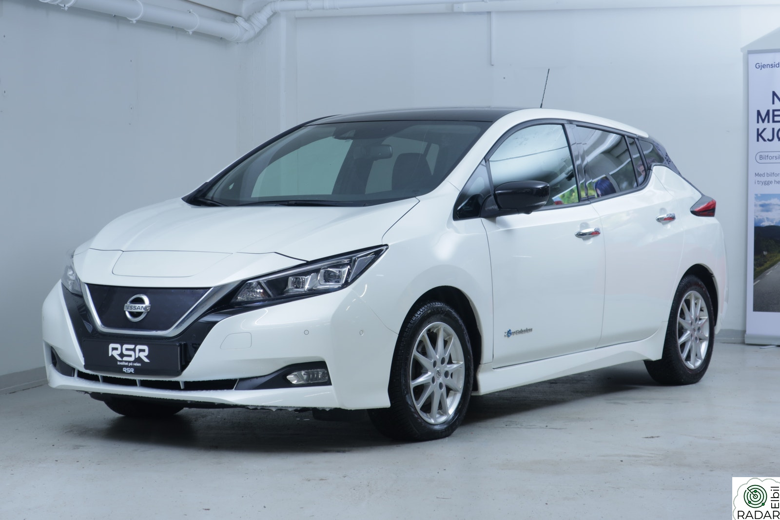 NISSAN LEAF 40kWh 40kWh Tekna - Skinn - Finans - innbytte!