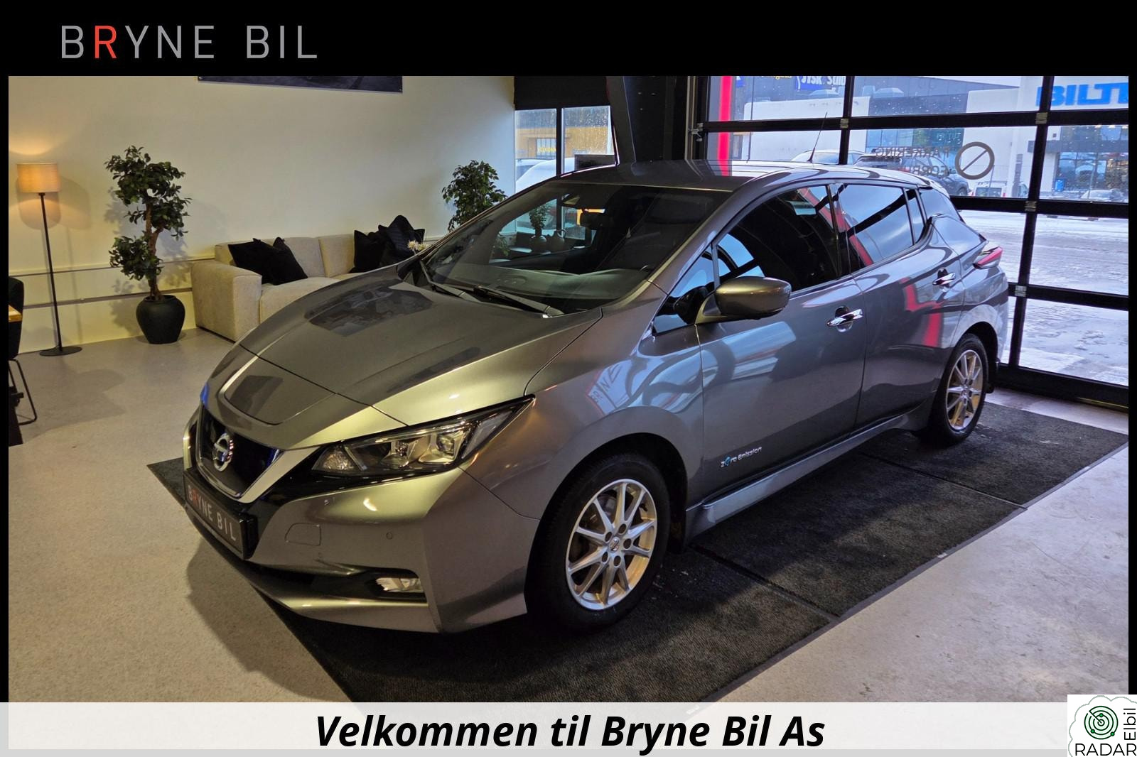 NISSAN LEAF 40kWh TEKNA 40kWh / 360 KAMERA / BOSE / RATTVARME