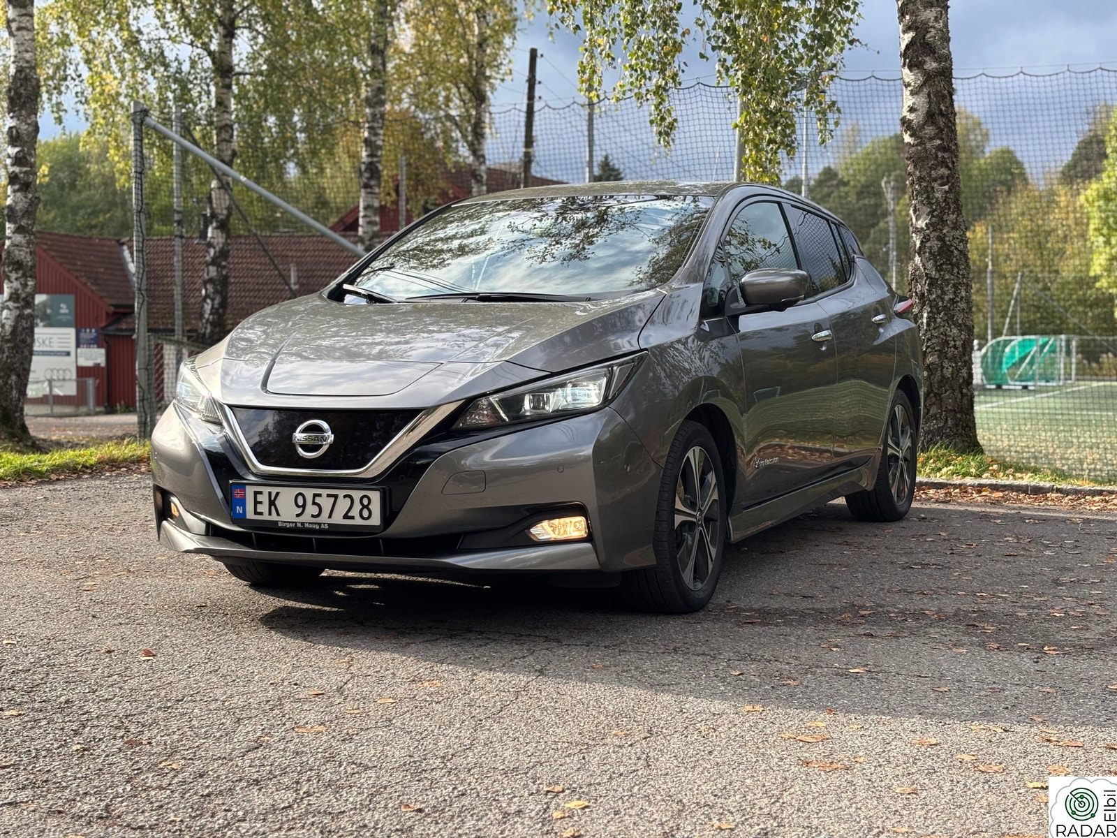 NISSAN LEAF 40kWh 40kWh Tekna Leather ProPilot Park