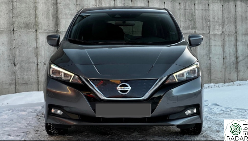 NISSAN LEAF 40kWh N-Connect 40kWh/ACC/Delskinn/360Kam/EU2026/++