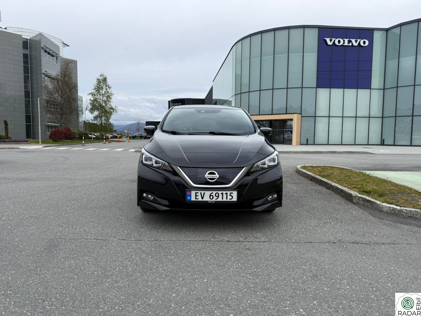 NISSAN Leaf 40kWh Launch Edition ACC 360 Keyless NAVI NY EU 2 år