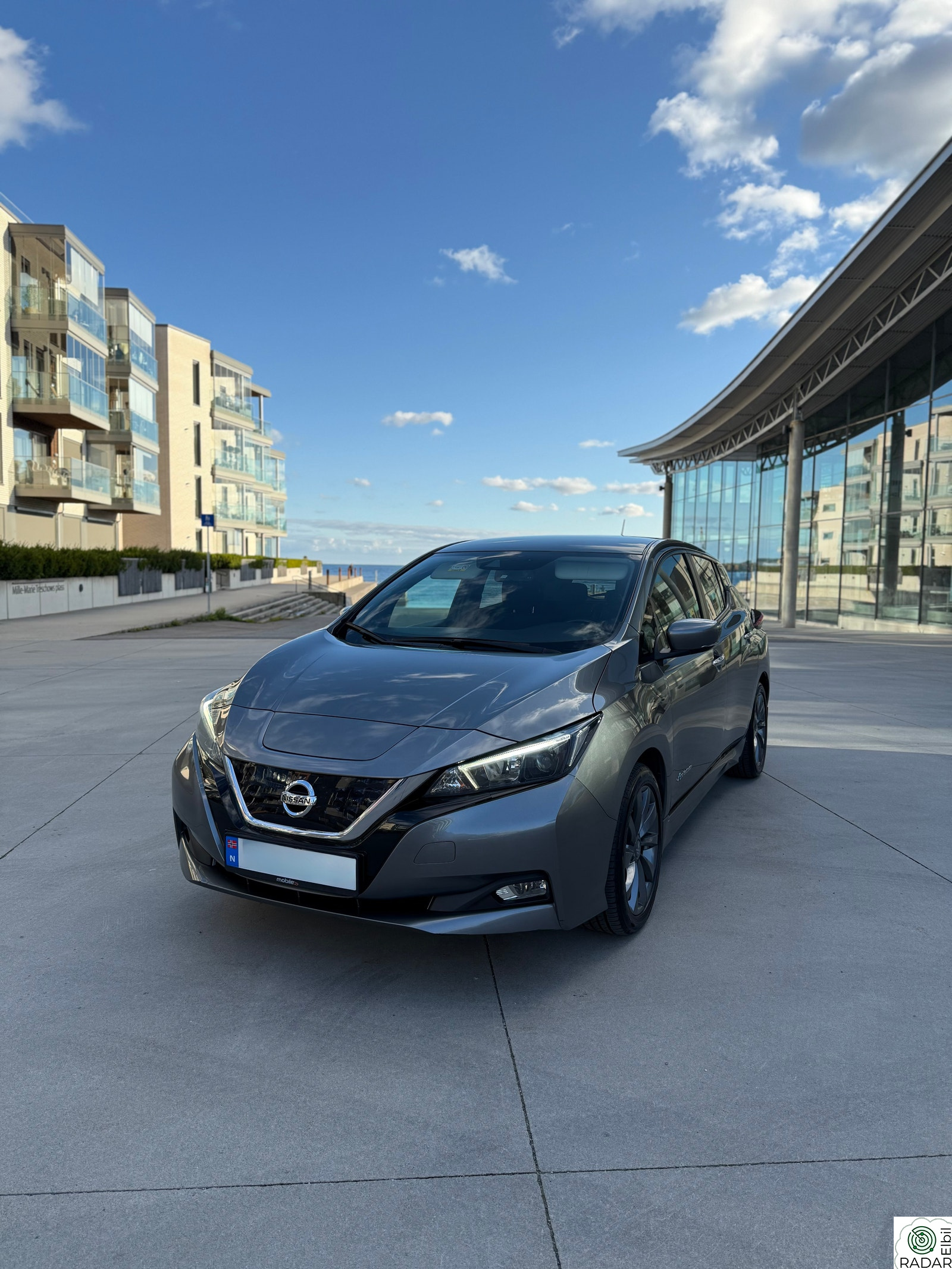 NISSAN LEAF 40kWh TEKNA - BATTERITEST - SERVICEHISTORIKK - EU 11.2026