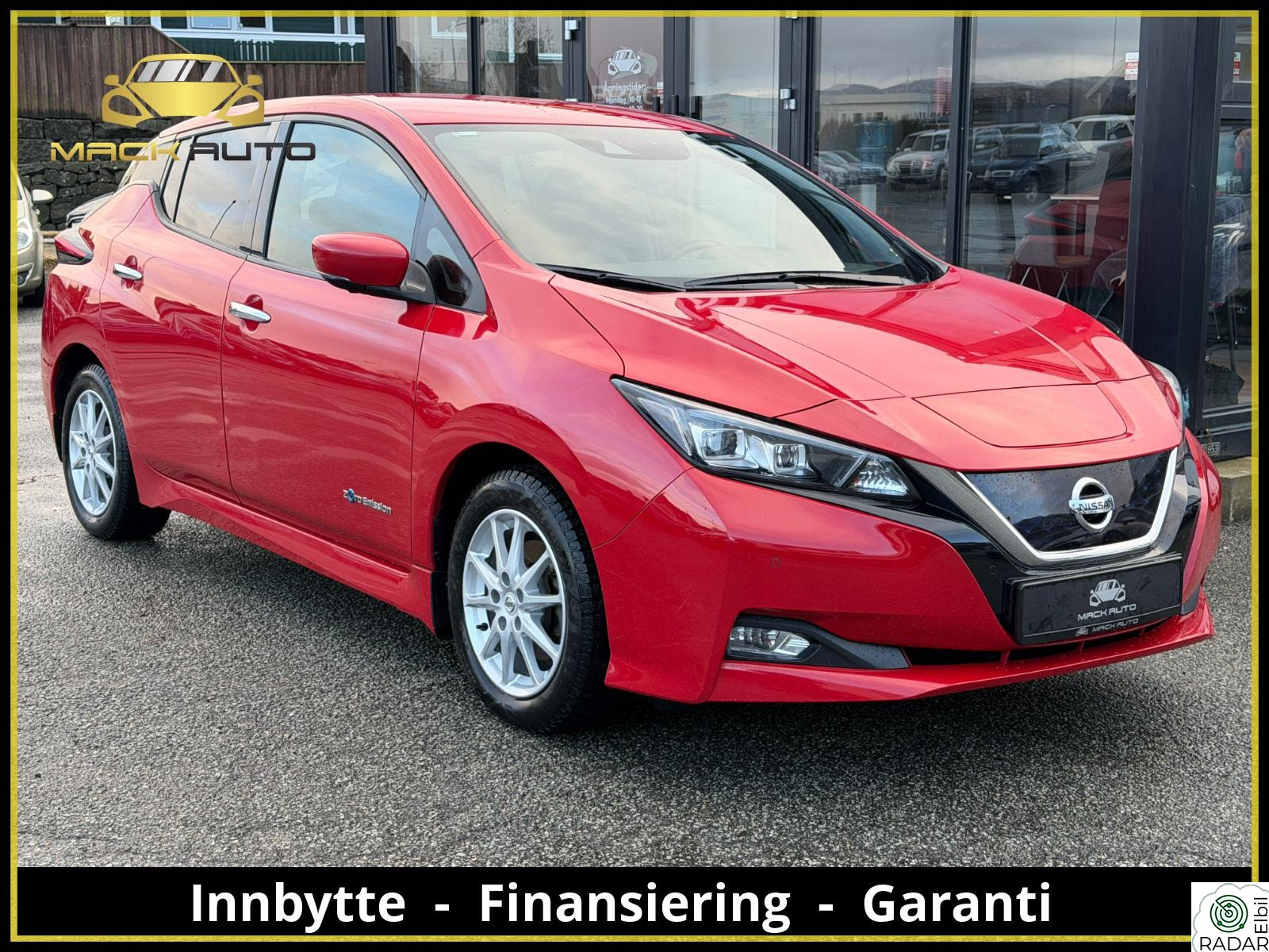 NISSAN LEAF 40kWh 40KWH / 270KM / DELSKINN / 360KAM / ACC / PROPILOT