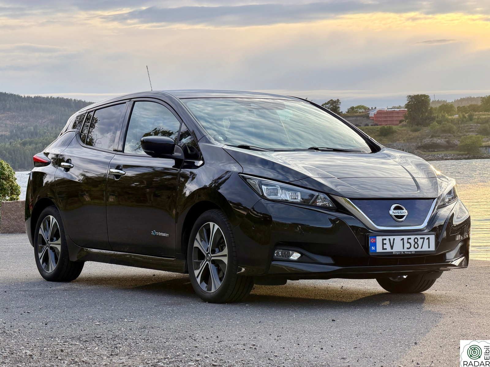 NISSAN LEAF 40kWh 40kWh Tekna