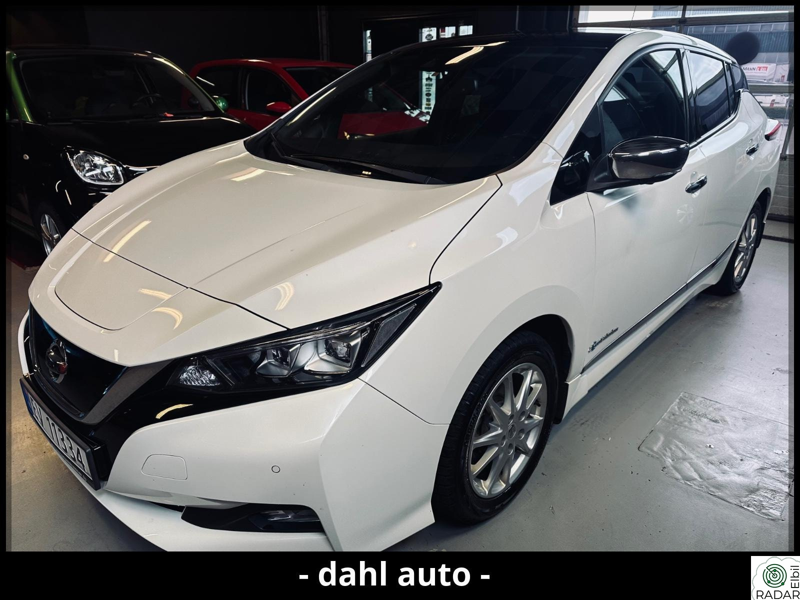 NISSAN LEAF 40kWh TEKNA/40KWH/AUT/DAB/NAVI/R-KAM/DELSKINN/EU-OK 8/27!!!