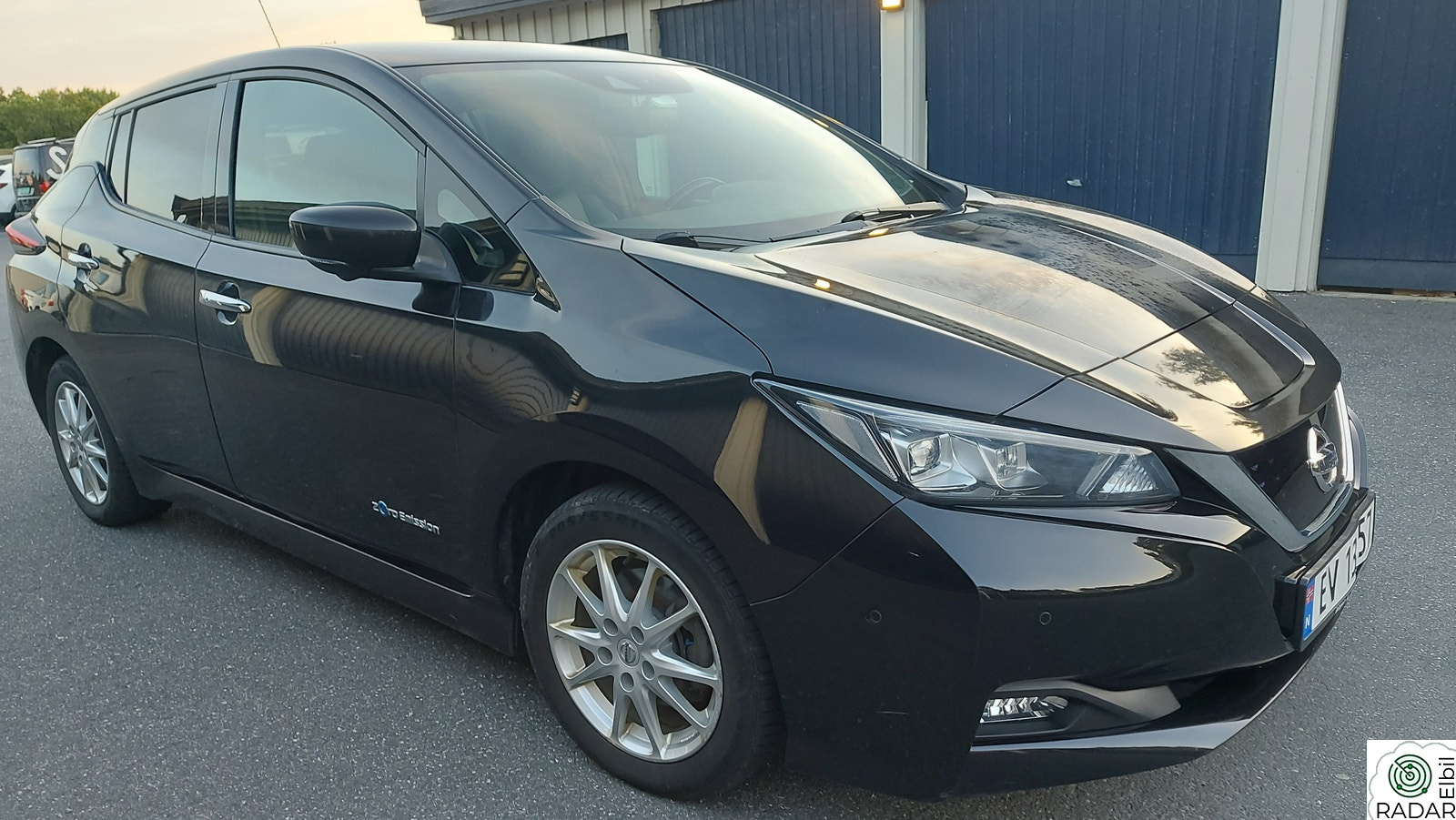 NISSAN LEAF 40kWh 40kWh Launch Edition