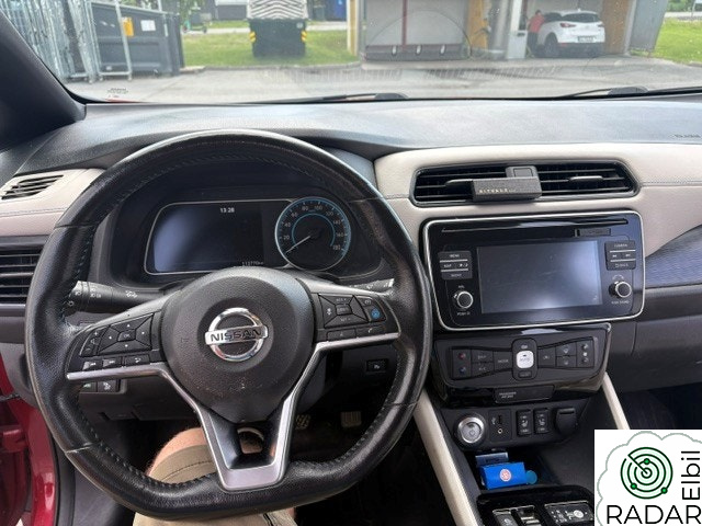 NISSAN LEAF 40kWh 40kWh Tekna