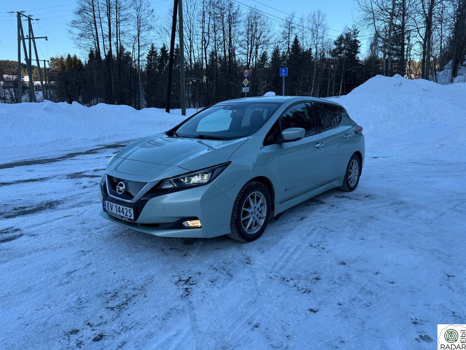 NISSAN LEAF 40kWh 40kWh Acenta/navi/kamera/cruise++