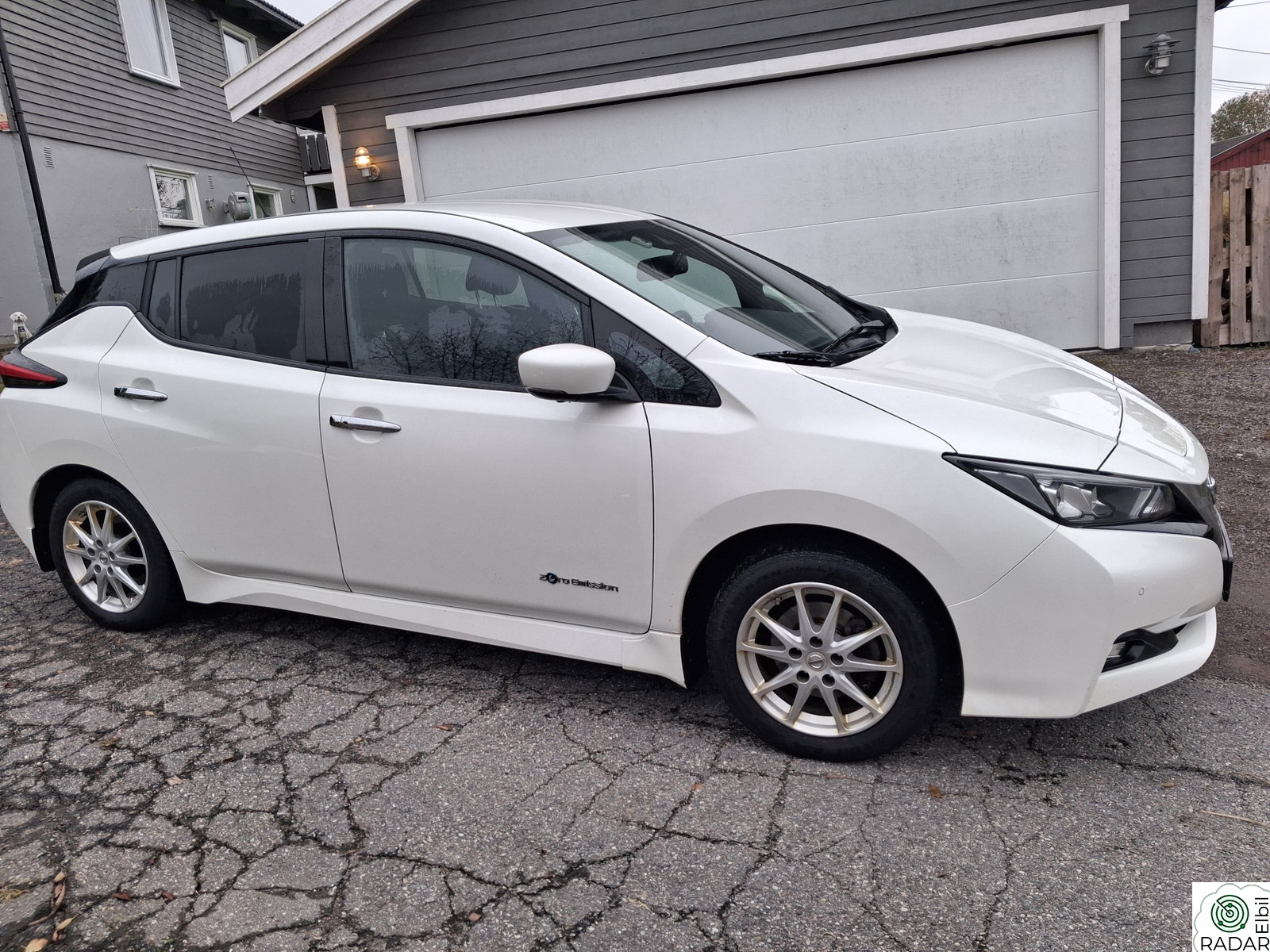 NISSAN LEAF 40kWh