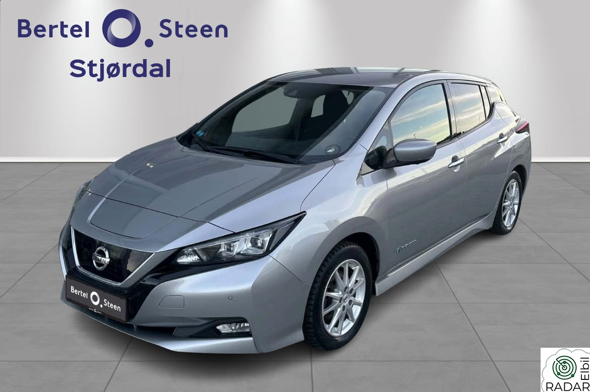 NISSAN LEAF 40kWh Launch Edition