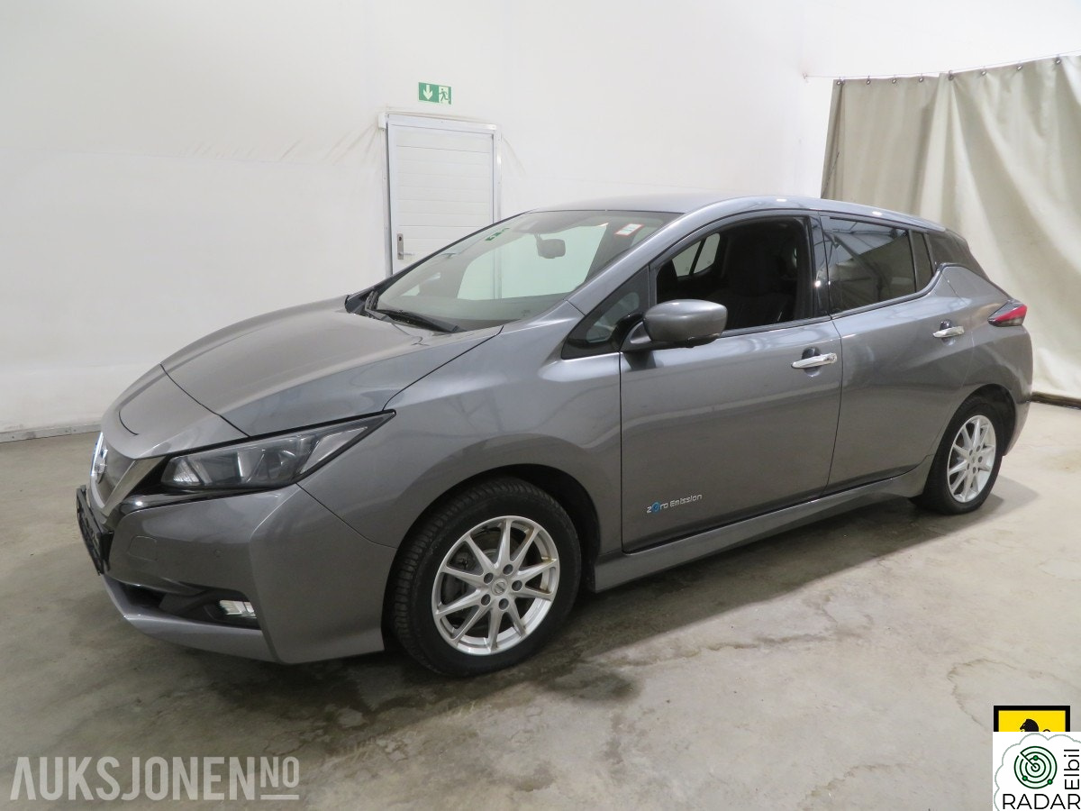NISSAN LEAF 40kWh 40 KWH N-CONNECTA NAVI KAMERA ACC VARMER
