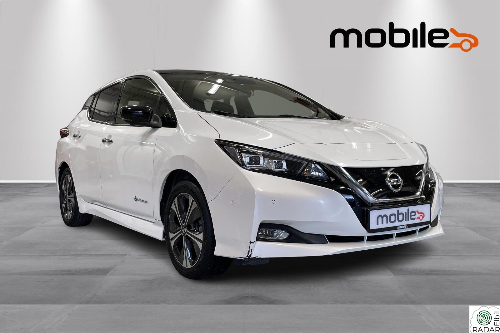 NISSAN LEAF 40kWh 40kWh Tekna -Ny service! -Lav km! -Må sees!