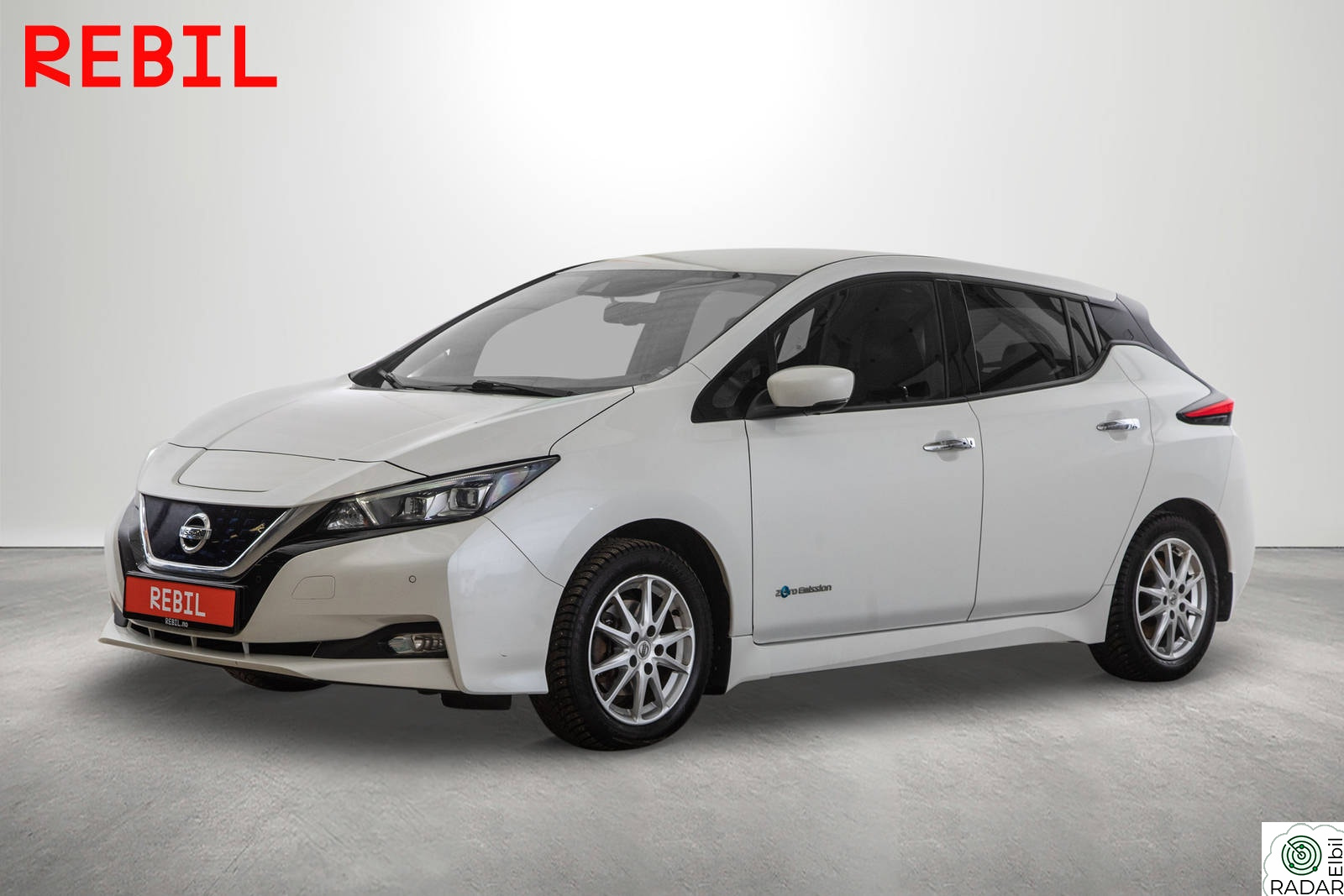 NISSAN LEAF 40kWh 270km (40kWh) Tekna/360/ACC/Bose/Navi/S+V Dekk