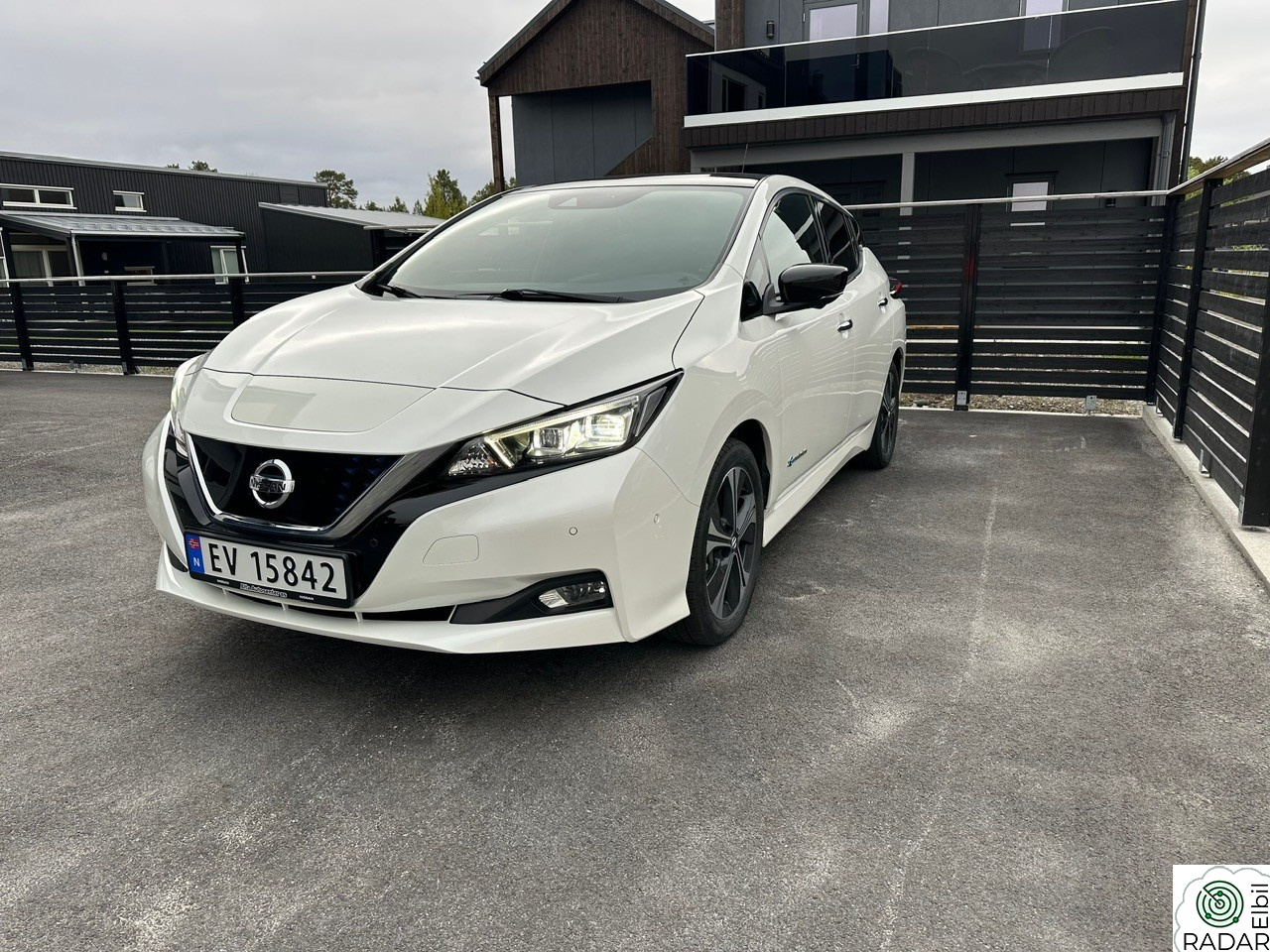 NISSAN LEAF 40kWh 40kWh Tekna