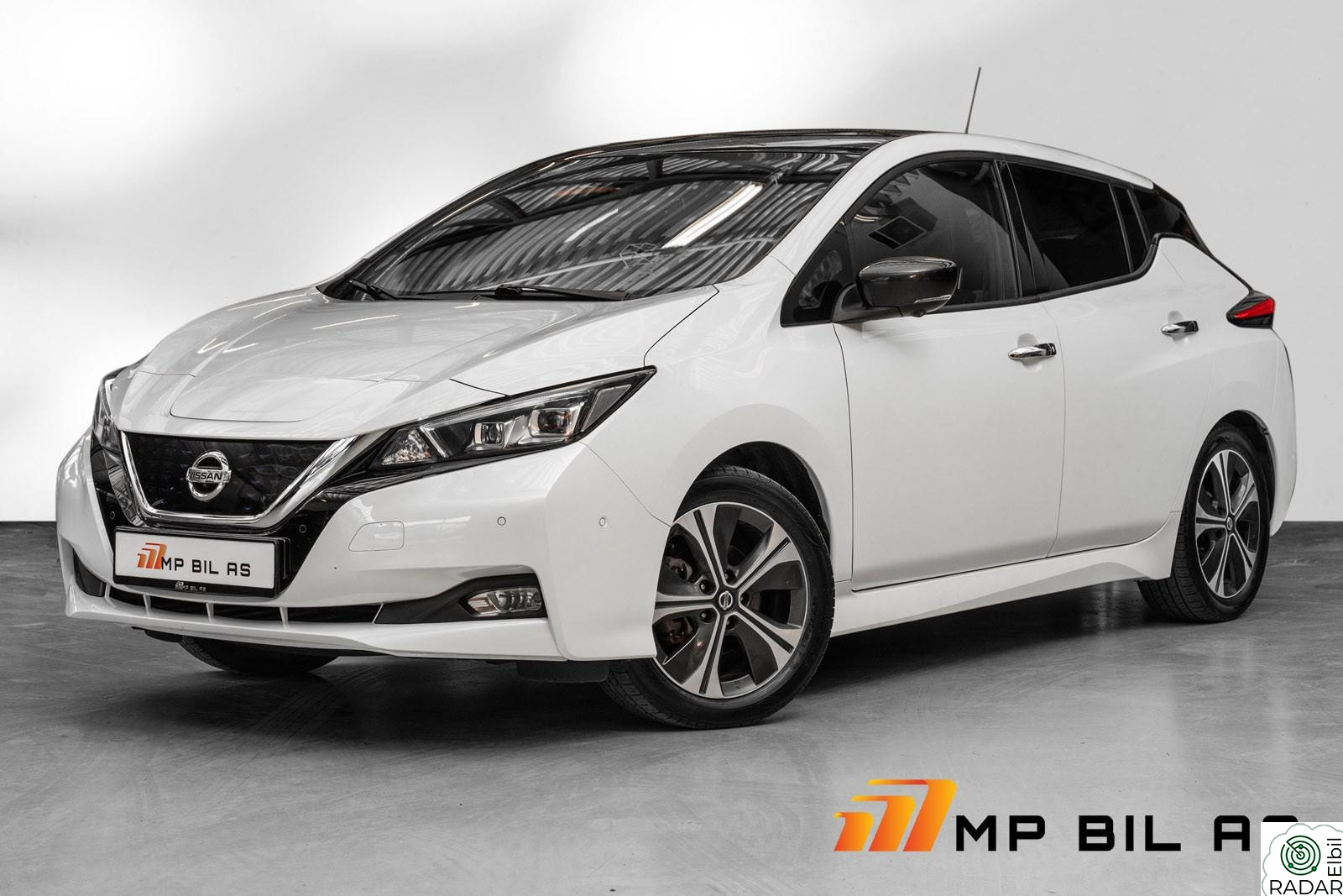 NISSAN Leaf 40kWh 40kWh | TEKNA | PROPILOT | 360* | SKINN | INNBYTTE