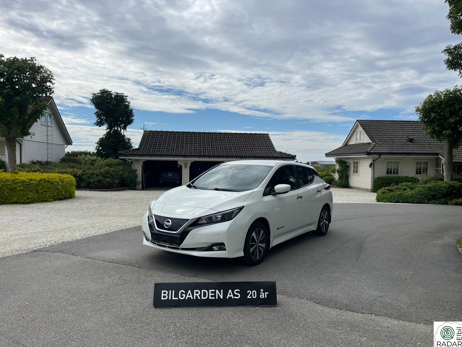 NISSAN Leaf 40kWh 40kWh ,360-kamera,Varmepumpe,Eu-Ok 4-2028,