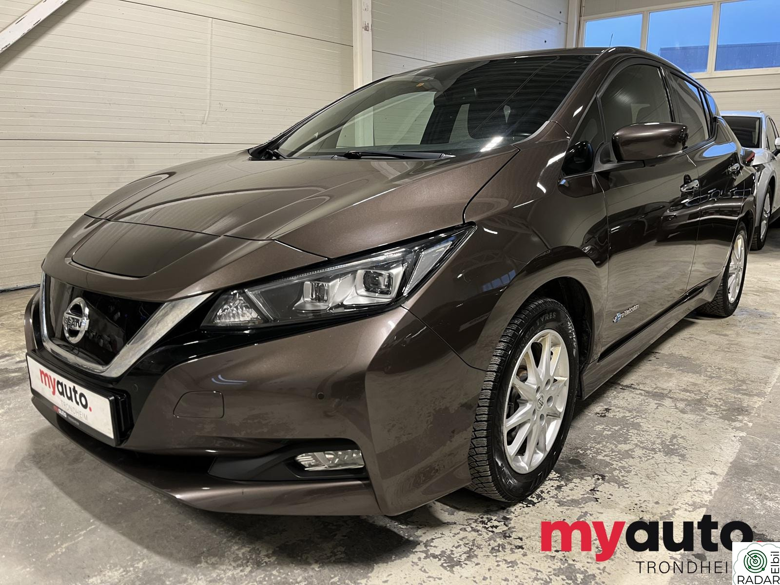 NISSAN Leaf 40kWh 40kWh/ACC//BOSE/N-CONNECTA+++