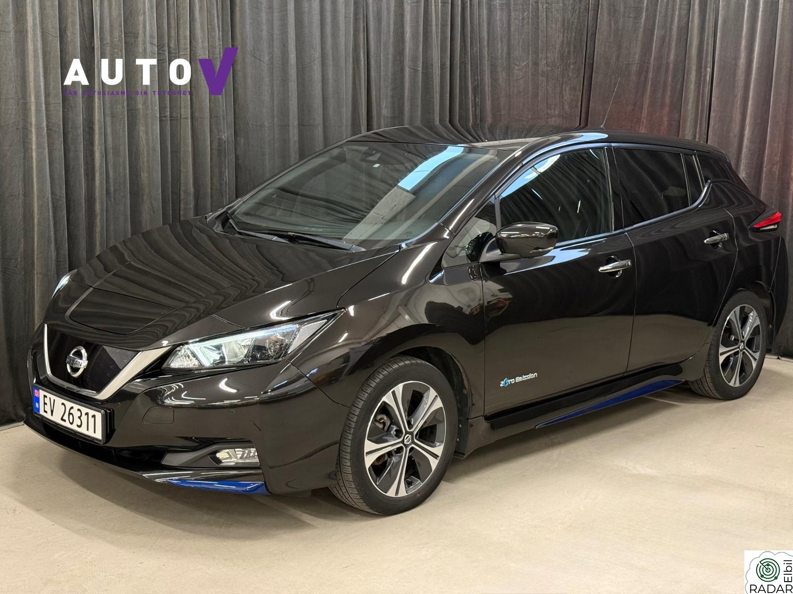 NISSAN Leaf 40kWh 40kWh N-Connecta Delskinn/AdaptivCruise/Navi/V.Ratt