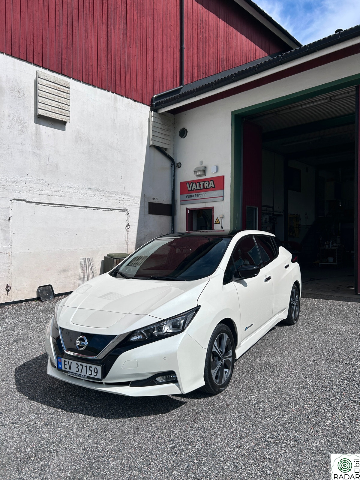 NISSAN Leaf 40kWh 40kWh Tekna Leather 2-tone NYPOLERT