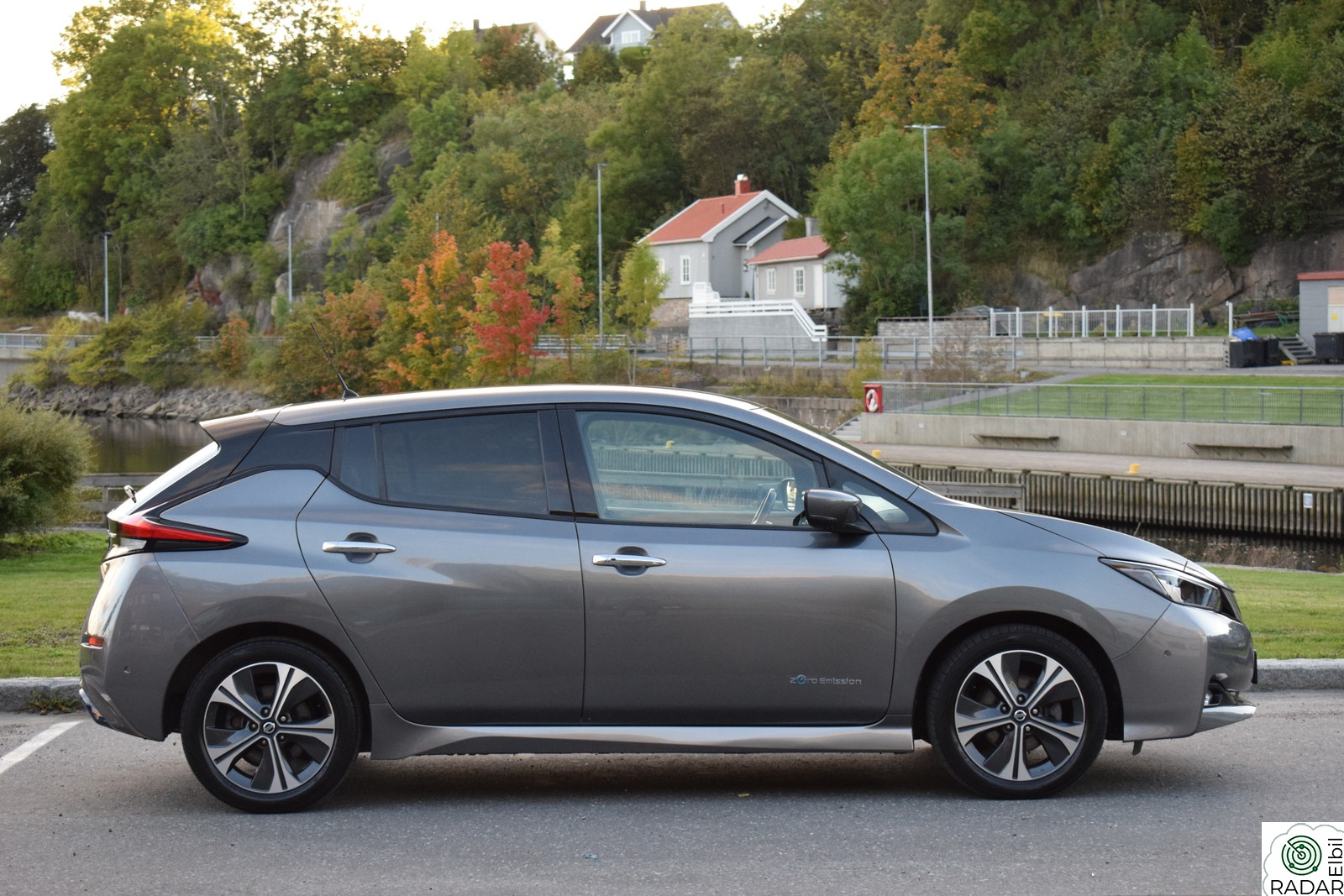 NISSAN Leaf 40kWh 40kWh Tekna Nylig EU godkjent+Service/ 6 månder GARANTI
