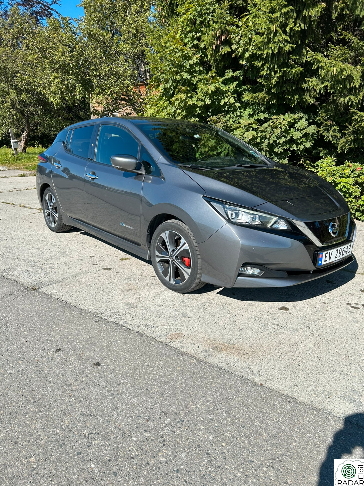 NISSAN Leaf 40kWh 40kWh Launch Edition