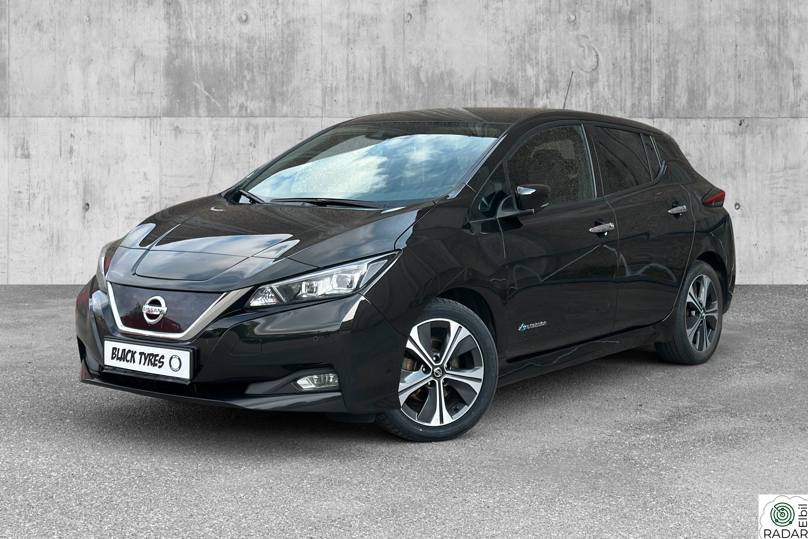 NISSAN Leaf 40kWh 40kWh Tekna, 360-kamera, Bose, ACC, BLIS, Delskinn ++
