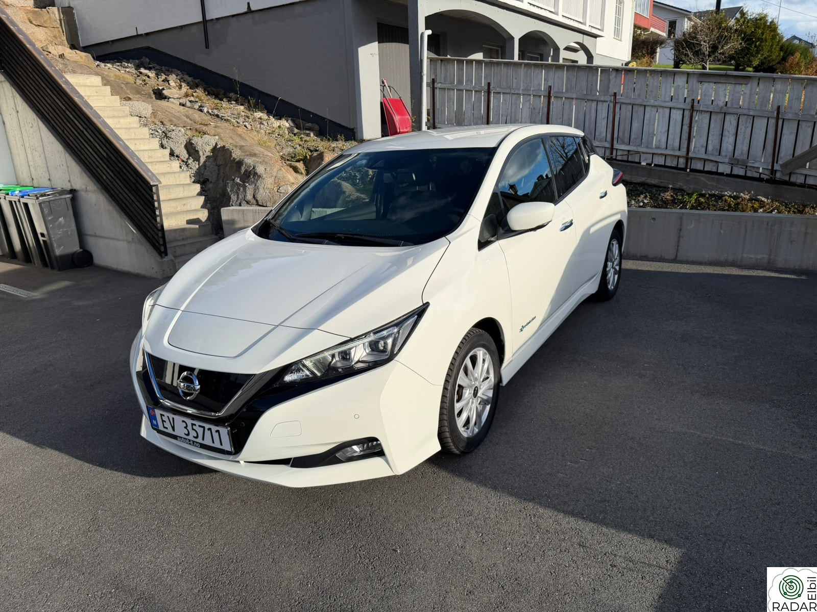 NISSAN Leaf 40kWh 40kWh Tekna | Kun 54.000 km | Nye vinterdekk | 360 Kam.