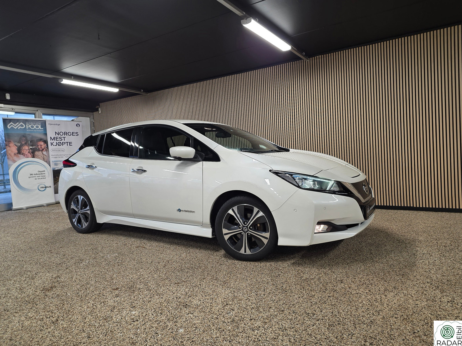 NISSAN Leaf 40kWh 40kWh Tekna / 270 km / Full Servicehistorikk