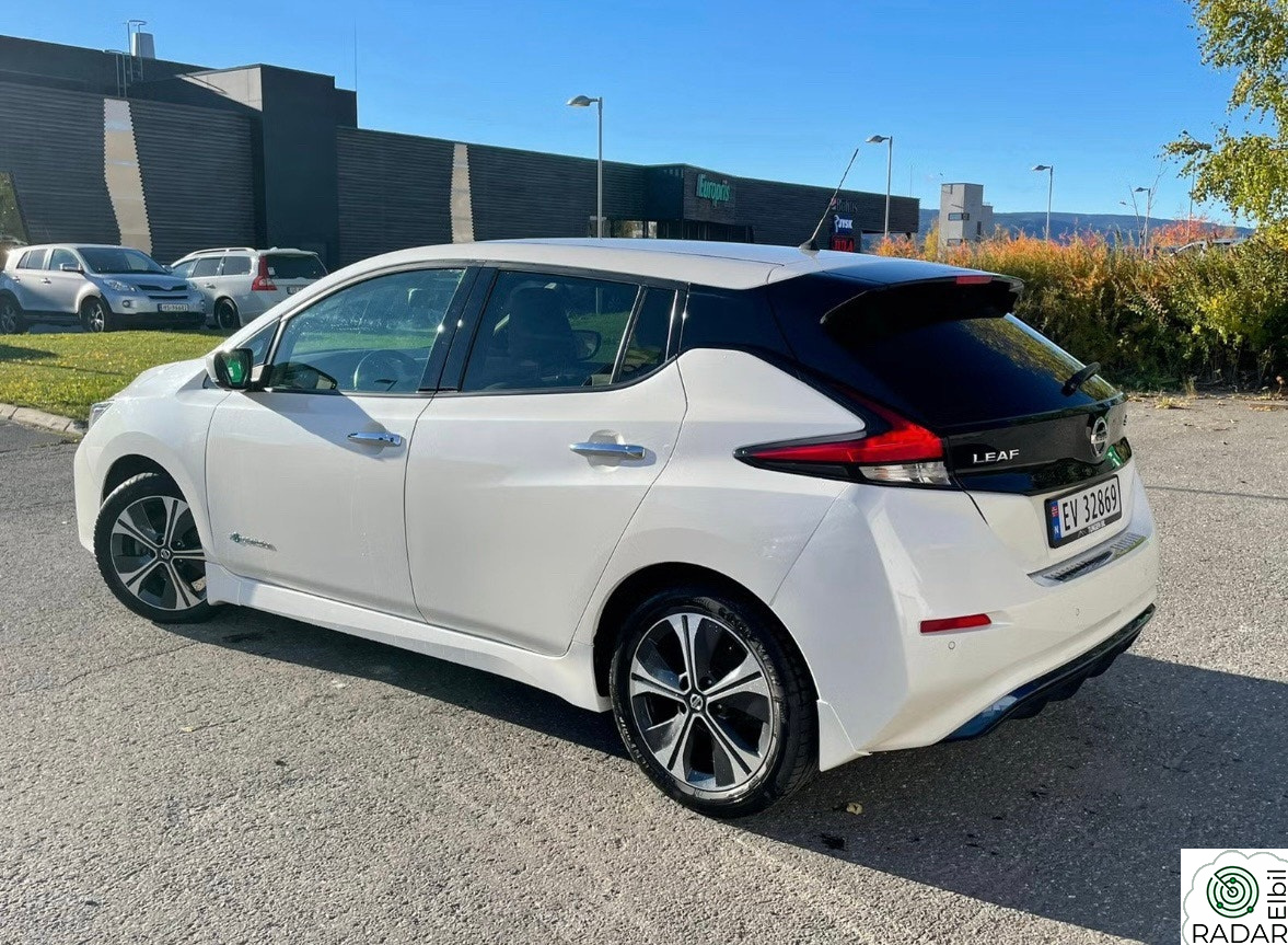 NISSAN Leaf 40kWh 40kWh Tekna