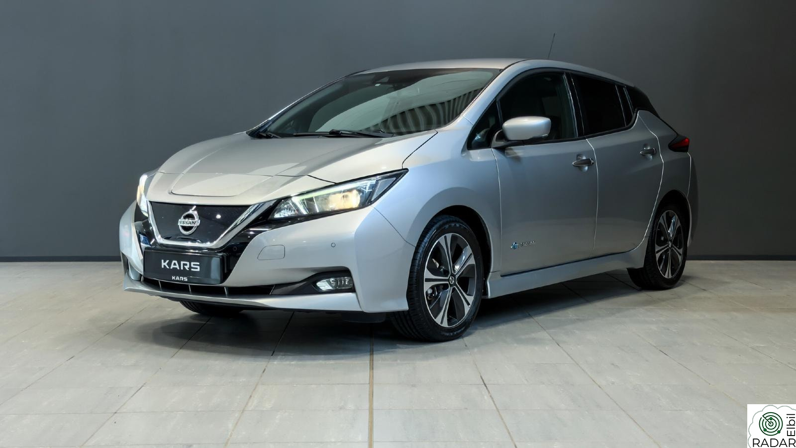 NISSAN Leaf 40kWh N-Connecta /360 kamera /CarPlay /ACC / Keyless /DAB+