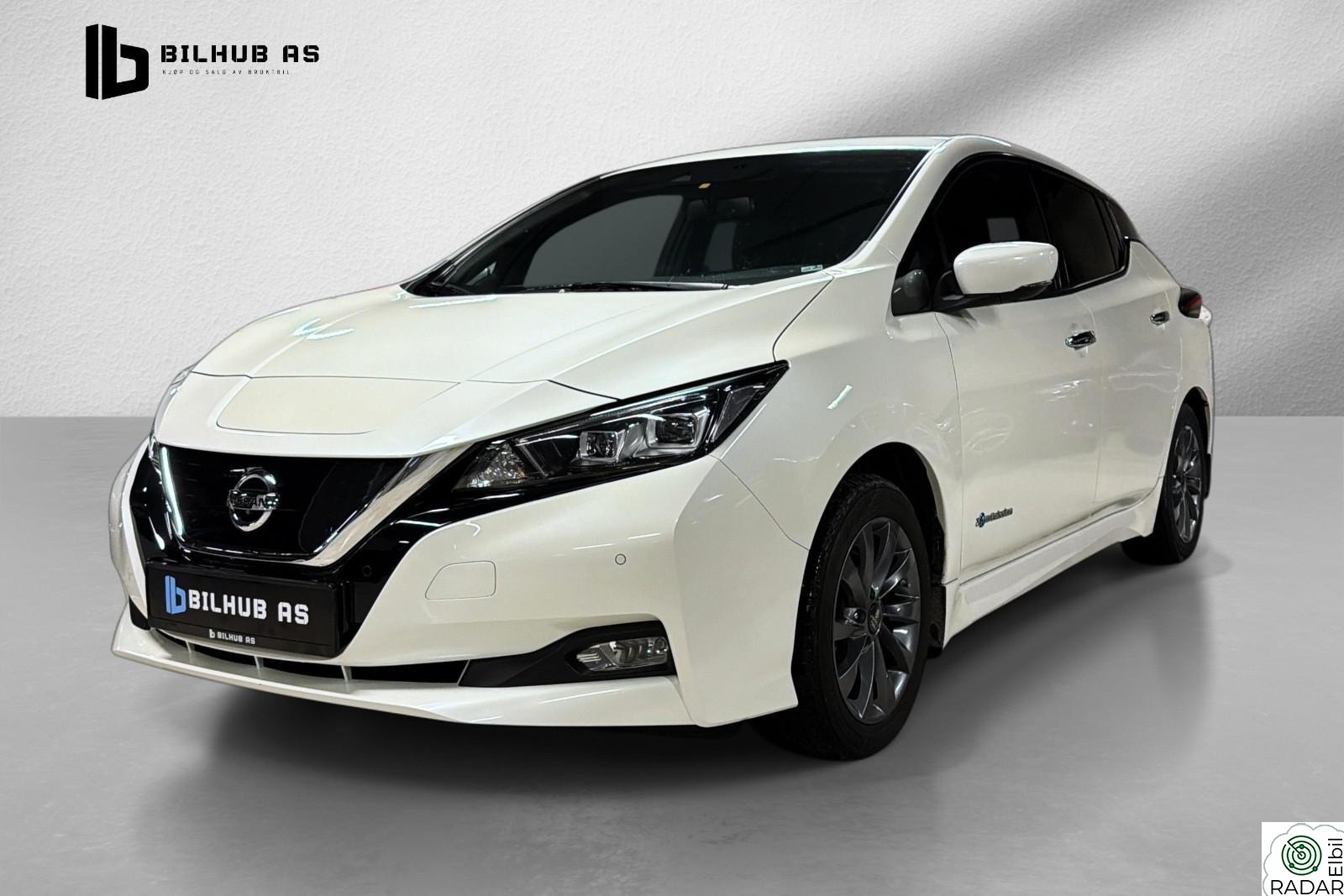 NISSAN Leaf 40kWh 40kWh 270km. Tekna Skinn Bose 360 ACC Garanti ++