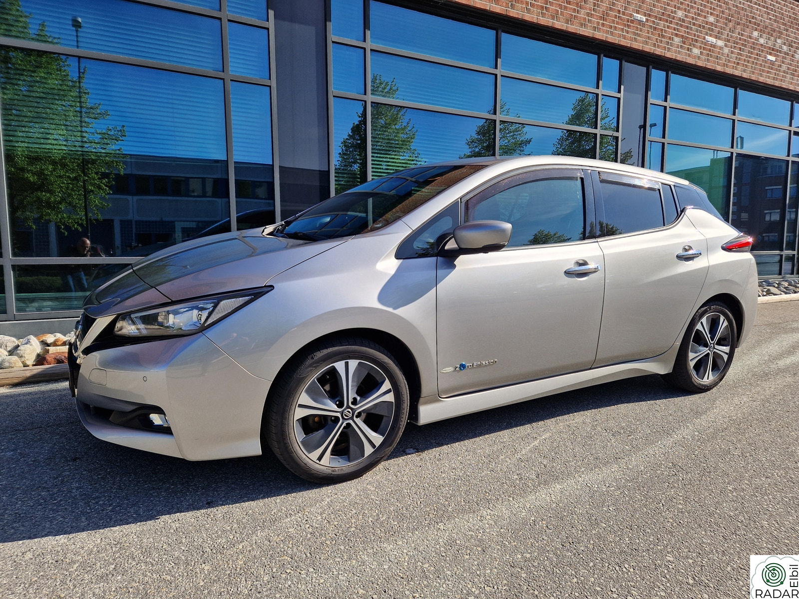 NISSAN Leaf 40kWh WLTP 270 DEL SKINN ADAPTIV CRU.EU-OK 14.05.2027 GARANTI