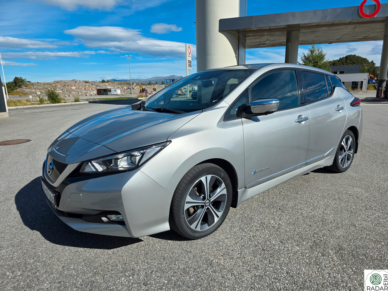 NISSAN Leaf 40kWh 40kWh Tekna/Skinn/Bose/360kamera++++