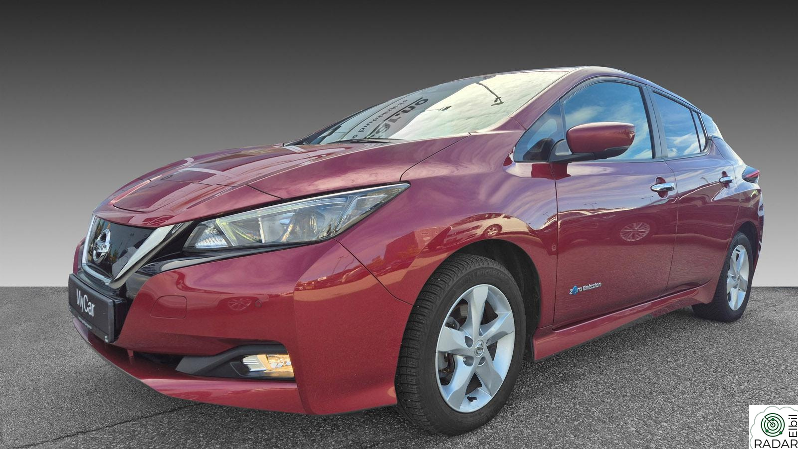 NISSAN Leaf 40kWh 40kWh/Navigasjonssystem/Ryggekamera/360* kamera++