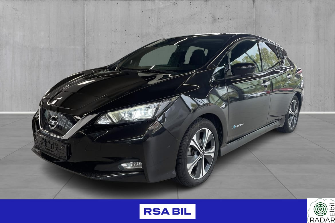 NISSAN Leaf 40kWh 40kW Tekna Bose E-Pedal 360Kam