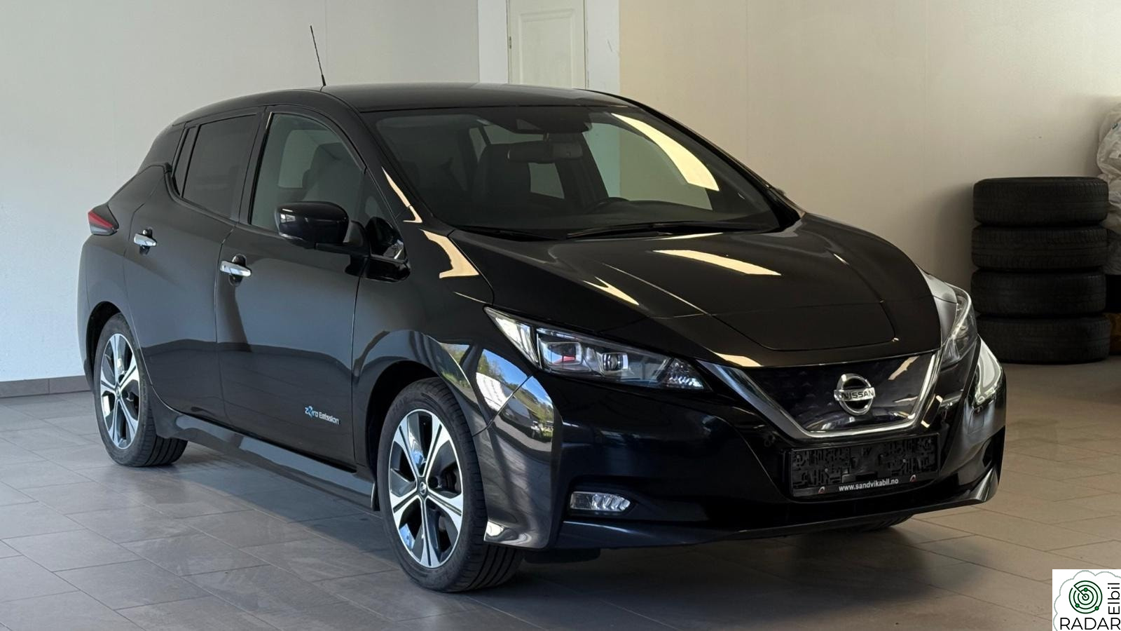 NISSAN Leaf 40kWh 40kWh Tekna Propilot Bose 360 ACC EPedal EU-2027 1 Eier