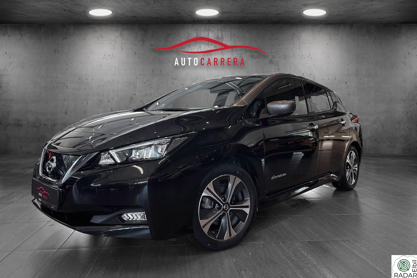 NISSAN Leaf 40kWh 40kWh Tekna/ 360kamera/ ACC/ Bose/ Navi++