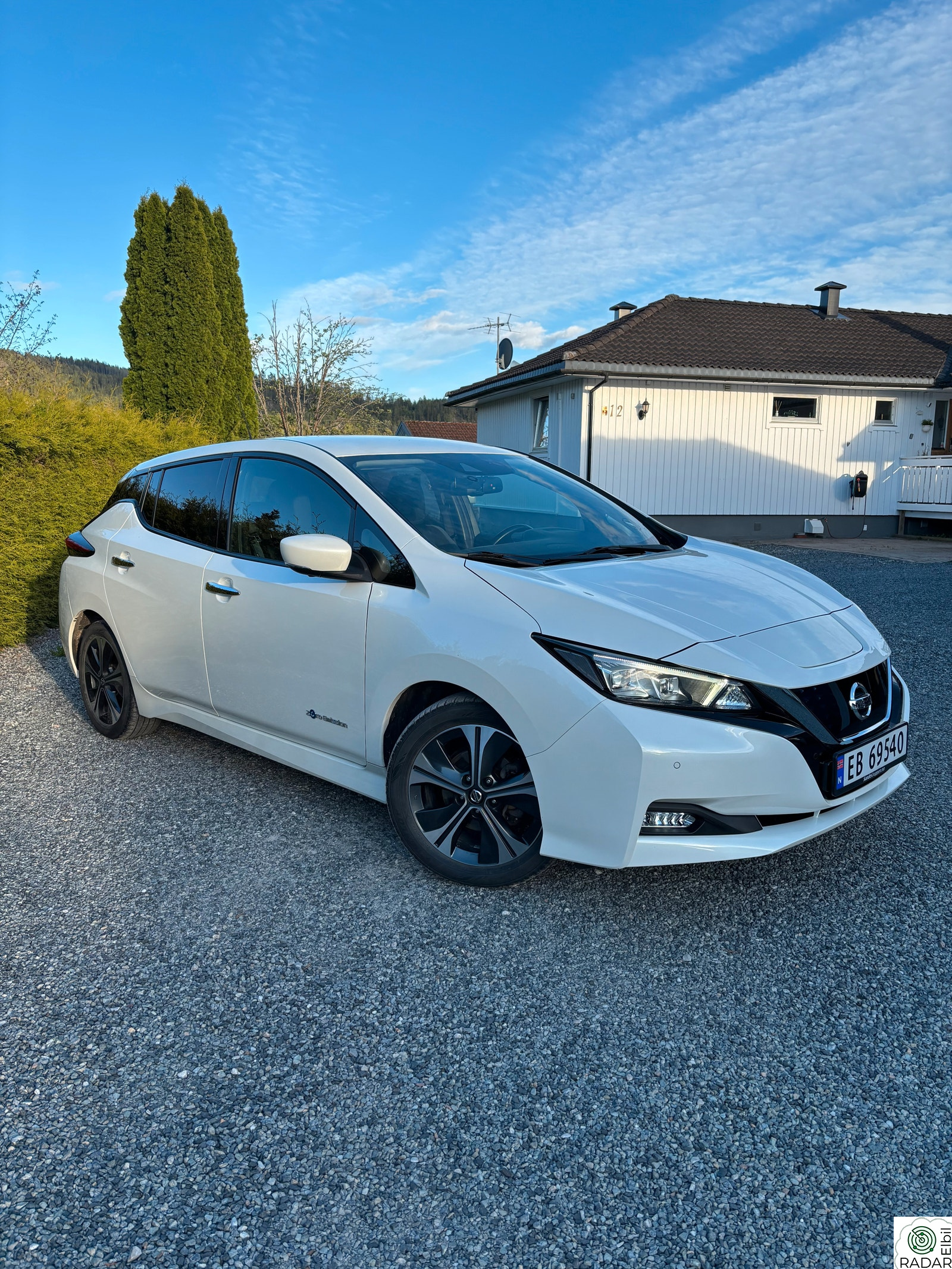 NISSAN Leaf 40kWh 40kWh Tekna. Skinn. 360 kamera. Bose. Selges billig.