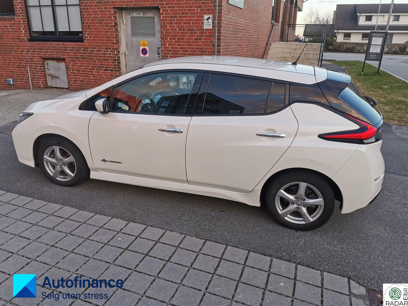NISSAN Leaf 40kWh TEKNA, NY EU, PRO PILOT, BOSE, SKINN, 360 KAMERA,