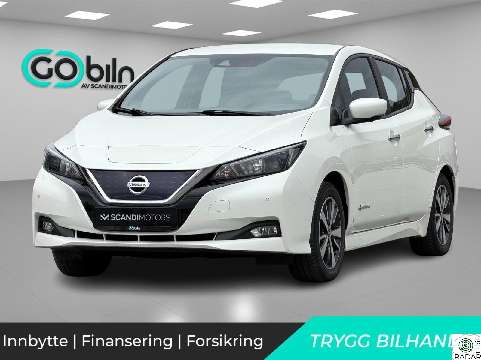 NISSAN Leaf 40kWh 40kWh / 270km / 360 kamera / Keyless / ACC