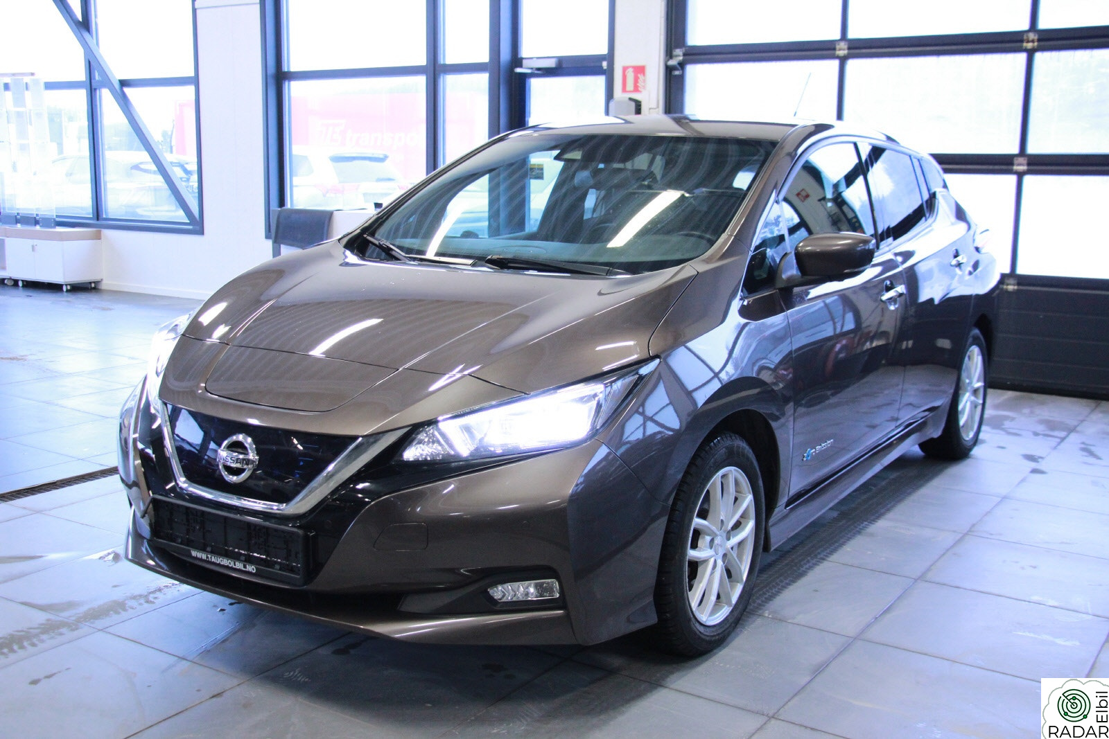 NISSAN Leaf 40kWh 40kWh Tekna ACC-360-s/v-forvarm