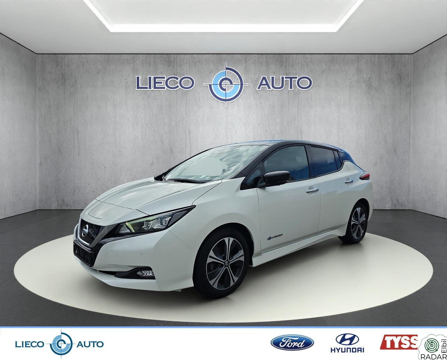 NISSAN Leaf 40kWh 40kWt 150HK Tekna Skinn