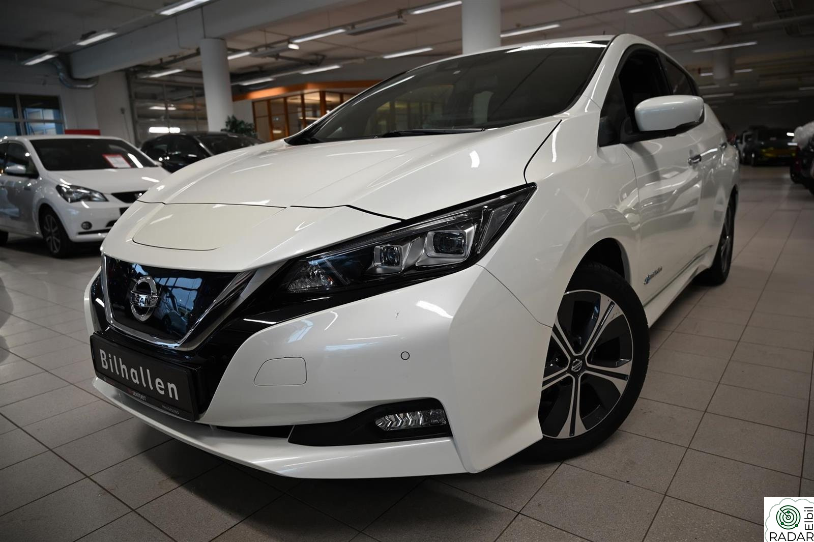 NISSAN Leaf 40kWh 40KWH N-Connecta m/360/ACC/Navi++