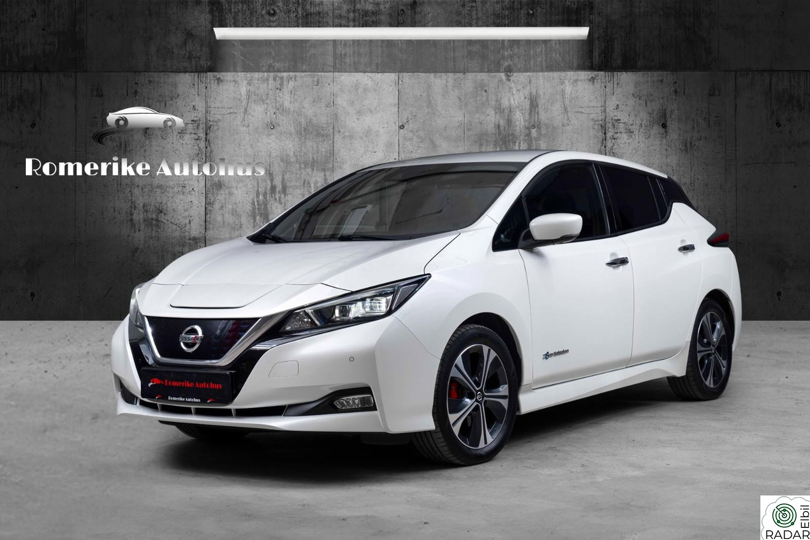 NISSAN Leaf 40kWh 40kWh N-CONNECTA // 360kam, ACC, Rattvarme, CarPlay++