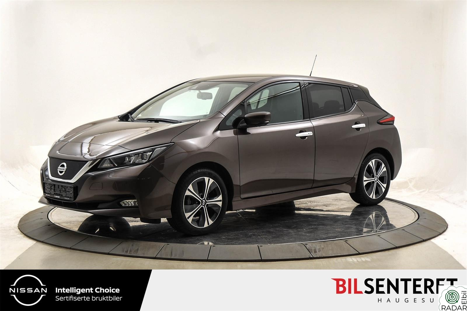 NISSAN Leaf 40kWh N-Connecta 40KWH 360 Kamera, Delskinn, Lav KM