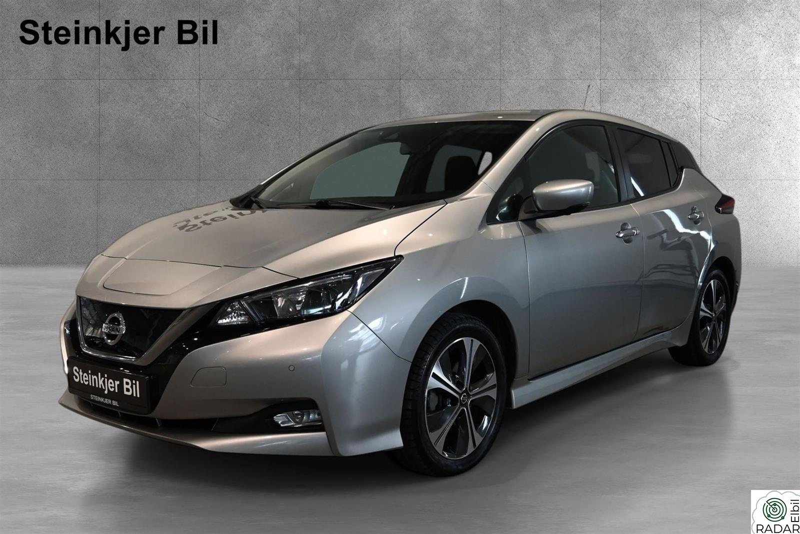 NISSAN Leaf 40kWh 40kWh Acenta/ACC/360kamera/LAV KM