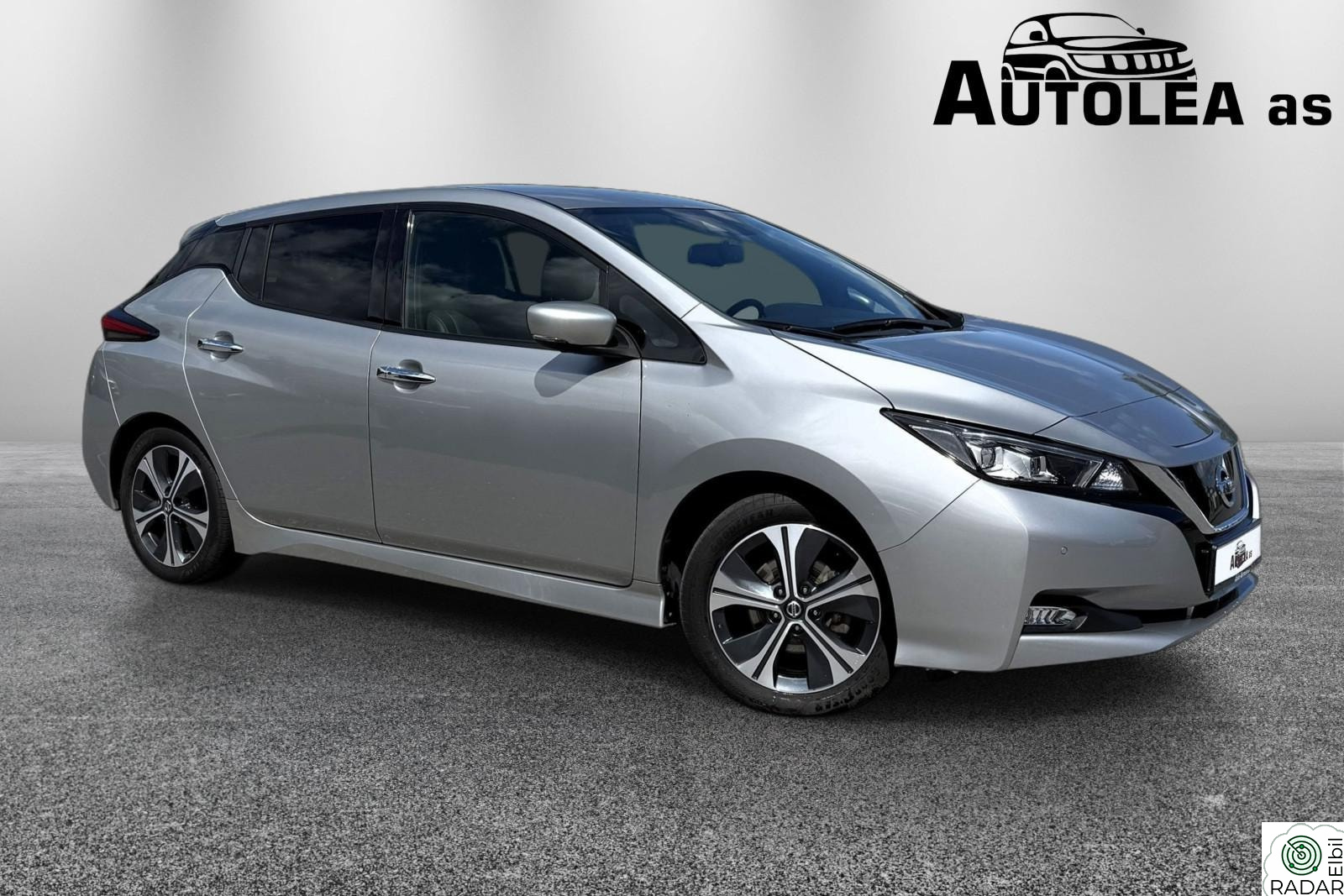 NISSAN Leaf 40kWh 40kWh N-Connecta E-pedal,ACC,360 kamera,navi, NY serv