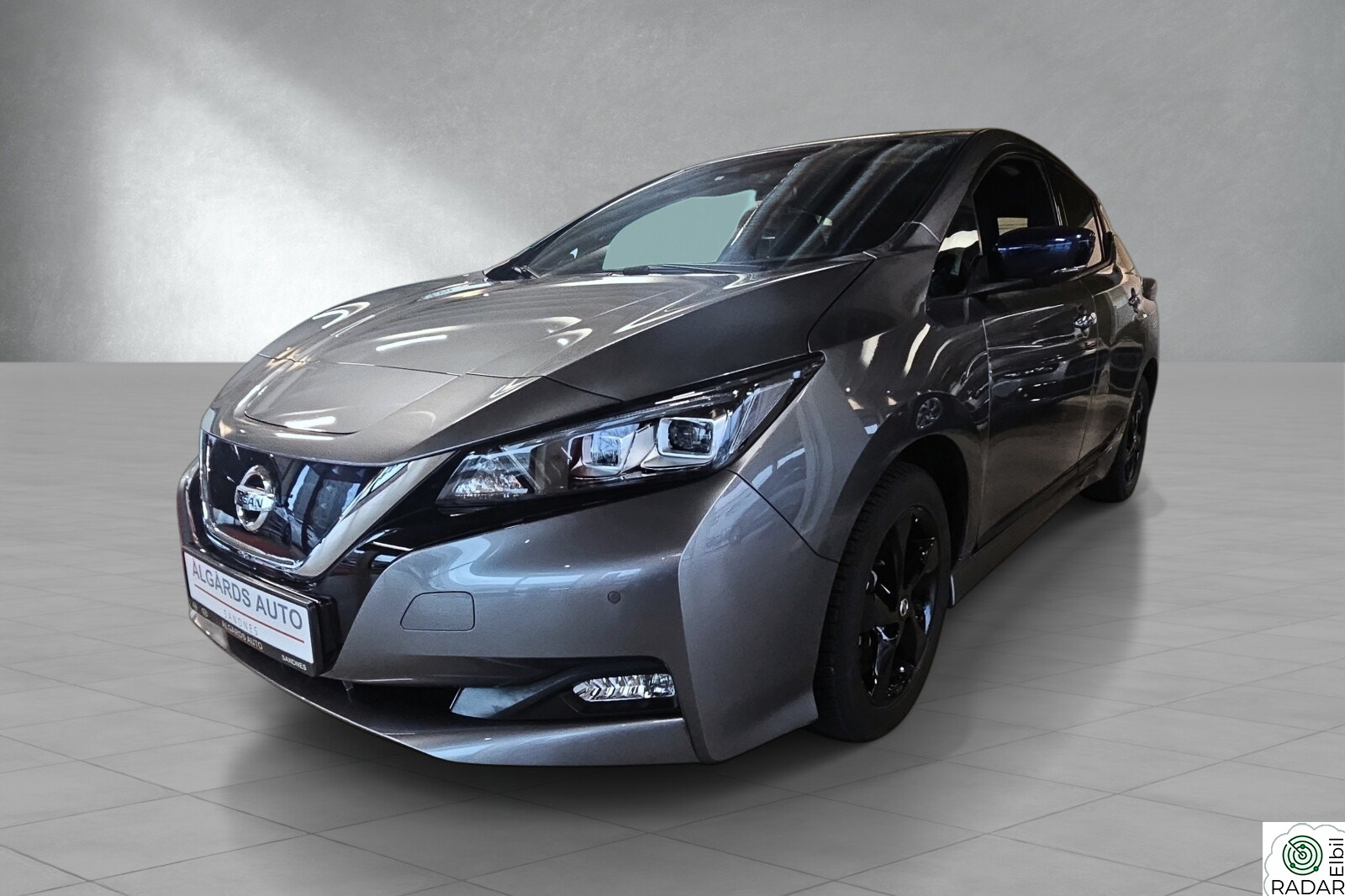 NISSAN Leaf 40kWh 40kWh N-Connecta NAVI-360 KAMERA-1 EIER