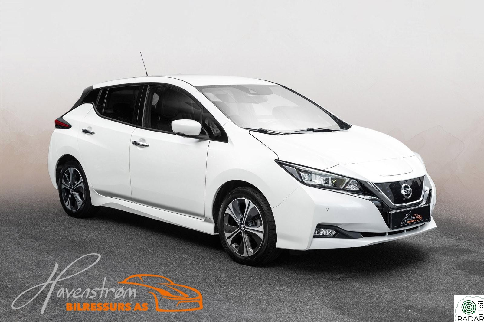 NISSAN Leaf 40kWh 40kWh/Tekna/Navi/Kamera/Bose/LED/Adapt Cruise/LAV KM
