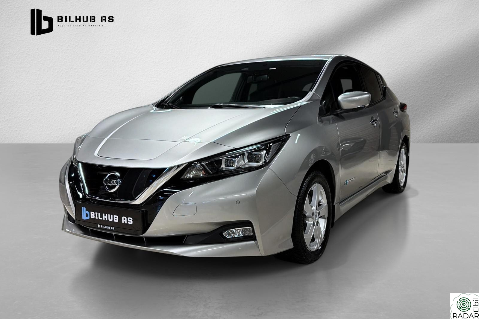 NISSAN Leaf 40kWh 40kWh Tekna 270km. ACC BOSE 360 V.Pumpe ++